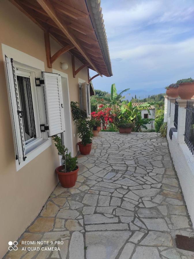 Holiday home Aglaia House *